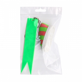 Брелок самосборный Кеды со светоотражающей подвеской 'флажок', розово-зеленый